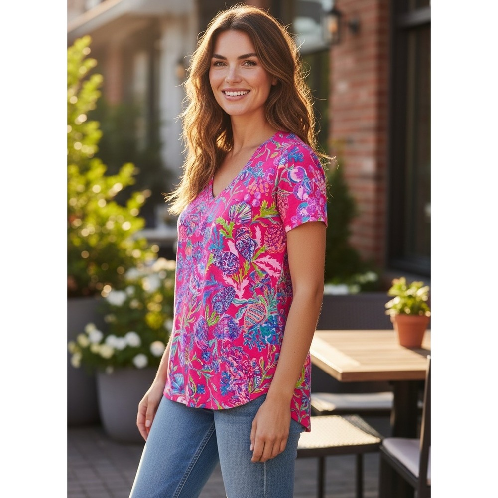 Lilly Pulitzer Etta V-neck Top Pink Isle Shell Me Something Good Womens S NWT - Picture 2 of 7